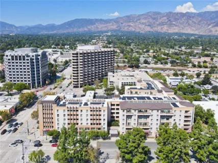 931 E Walnut #607 listing photo