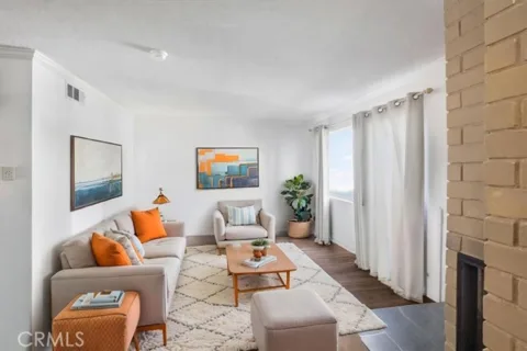 1310 N Placentia listing photo