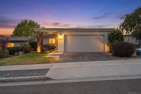 3902 N Vista Campana #9 photo 1
