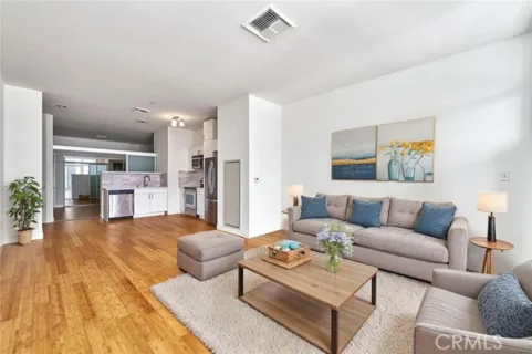 3810 Wilshire #1904 listing photo