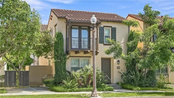 66 Fairymoss listing photo