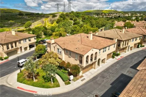 45 Via Villena listing photo