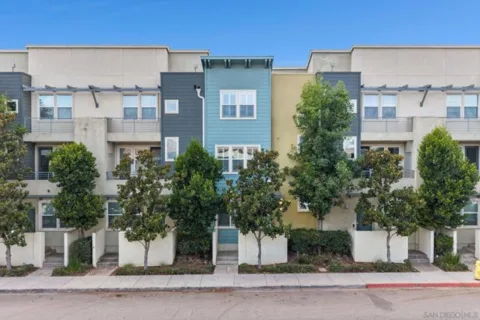 211 S Orange #112 listing photo