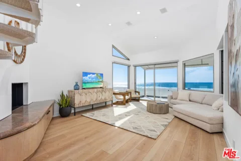 4 Jib Street #13 listing photo