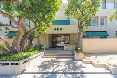 484 S Euclid #202 listing photo