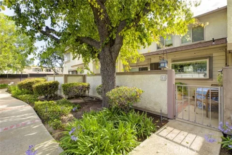 8330 Penfield #11 listing photo