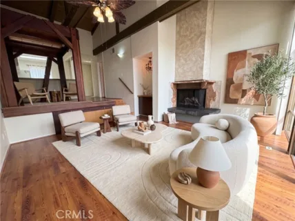 7311 N Marina Pacifica listing photo