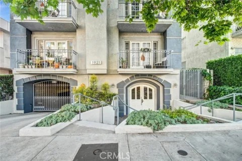 1921 Malcolm Avenue #201 listing photo