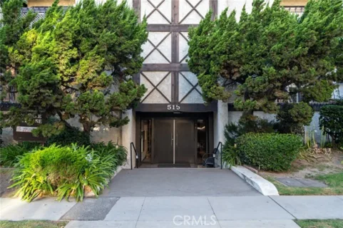 515 N Jackson Street #102 listing photo