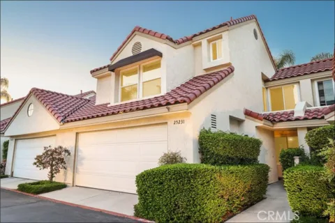 25231 Avenida Pacifica listing photo