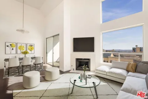 1129 Larrabee Street #14 listing photo