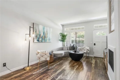 30 Leonado listing photo