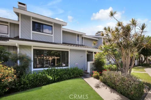 1982 San Juan listing photo