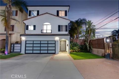 7330 De Soto listing photo