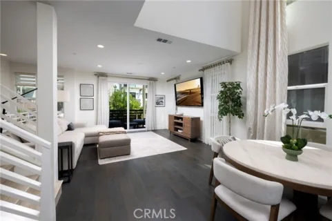 1675 Grand View listing photo