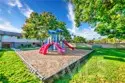 4657 Larwin thumbnail 25