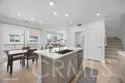 669 S Lyon Street thumbnail 32