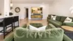 1233 N Laurel #211 thumbnail 7