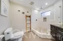 247 Calliope Street thumbnail 13