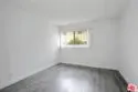 855 Victor Avenue #210 thumbnail 9