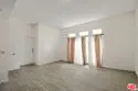 20920 Community Street #10 thumbnail 7