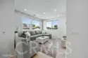 669 S Lyon Street thumbnail 4