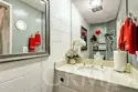 240 W Queen Street #9 thumbnail 15