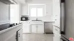 1525 N Hayworth Avenue #204 thumbnail 8