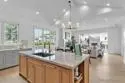 1054 Isabella Avenue thumbnail 3