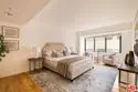 10520 Wilshire Boulevard #303 thumbnail 3