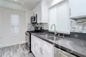 810 Baker #106 thumbnail 18