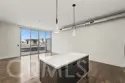 433 Pine #408 thumbnail 32