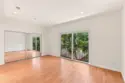 13629 Wyandotte #118 thumbnail 6