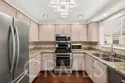 321 W. Queen St. Unit 8 thumbnail 14