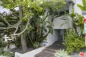 1145 Larrabee Street #9 thumbnail 2