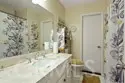 240 W Queen Street #9 thumbnail 17