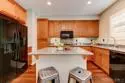 2591 Escala Circle thumbnail 1