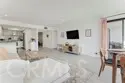 1037 N Vista thumbnail 17