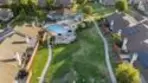 422 Devonshire Gln thumbnail 28