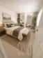 5535 Canoga #210 thumbnail 4