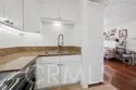 525 S Ardmore Avenue #320 thumbnail 6
