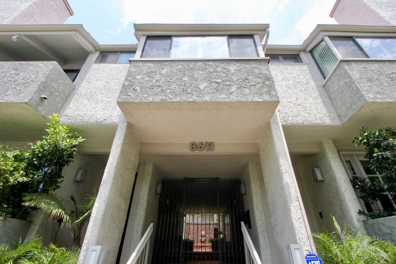 8611 Sherbourne Villas and her majestic entrance, Beverly Center, California