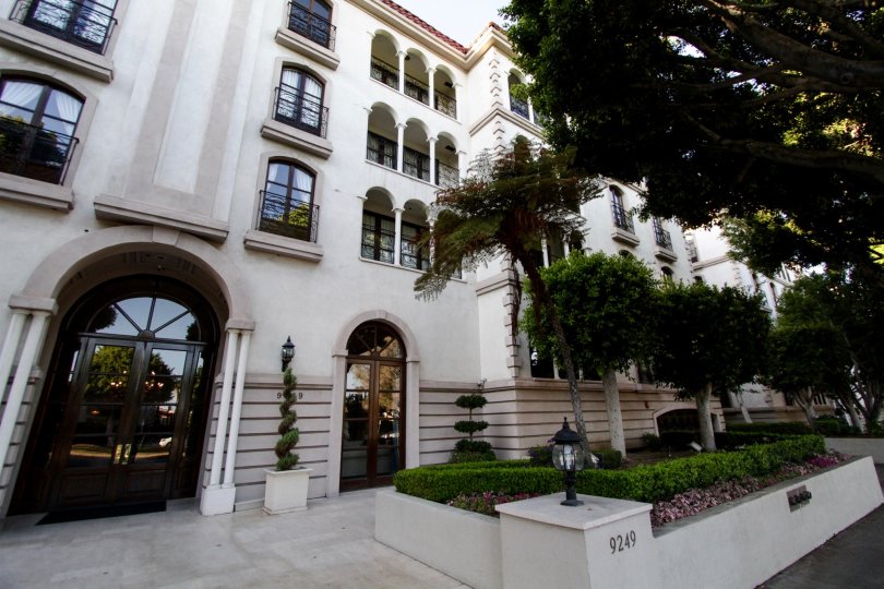 The Le Faubourg St Germain building
