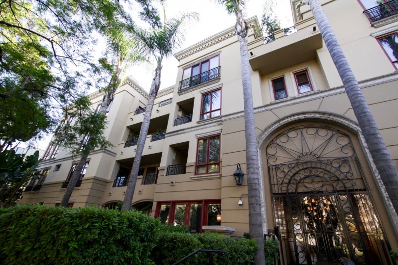 The Oakhurst building in Beverly Hills