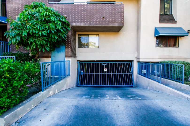The parking garage for 315 Chester St