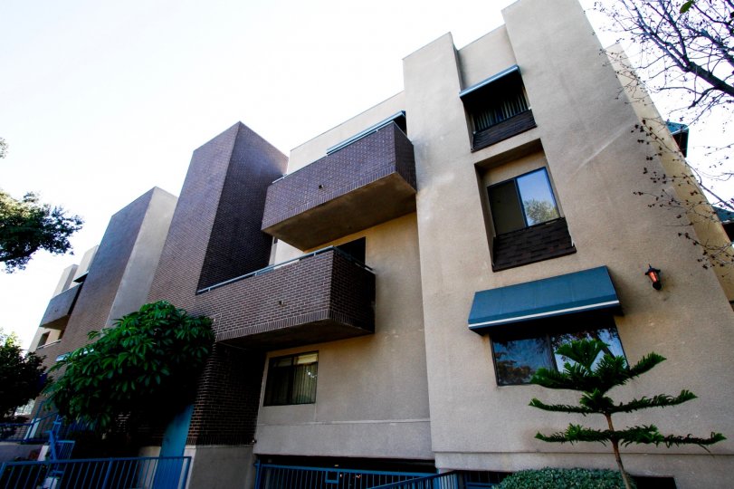 The balconies at 315 Chester St in Glendale California