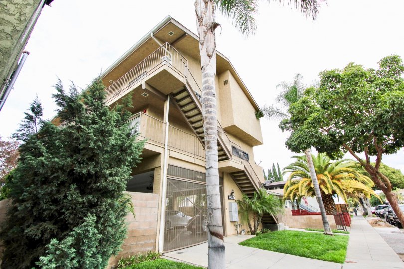 The view of the property at 3305 Ransom in Long Beach, California