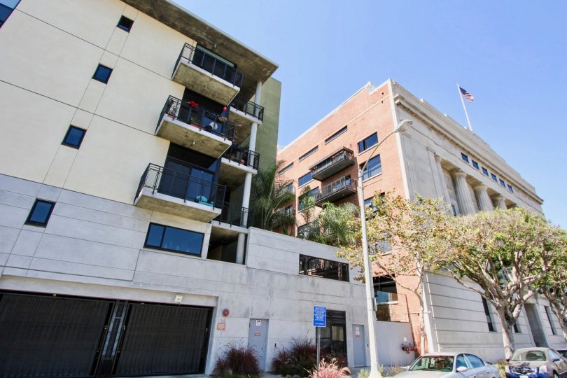 The street view of Temple Lofts in Long Beach, California