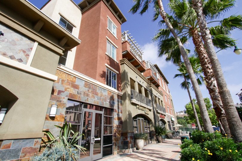The sidewalk leading up to Tempo Playa Vista