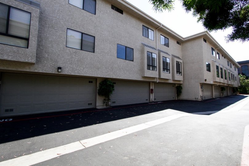 The Oak Pointe building in Sherman Oaks